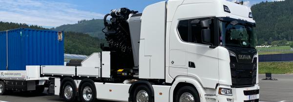 KRAN SCANIA S680 V8